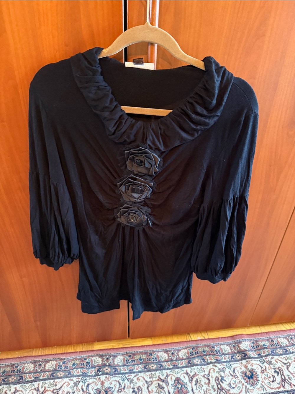 Black Three-Rose Ruching Sleeve Top - Women